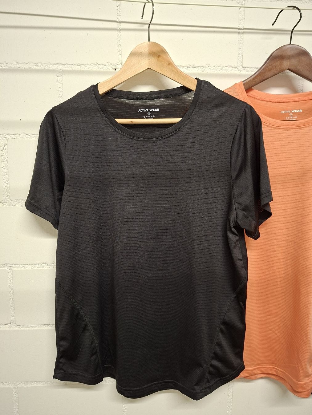 T-Shirts: Sportshirts im 3er Pack 🥳 – Gebraucht aus Greifensee von and_h52v 1