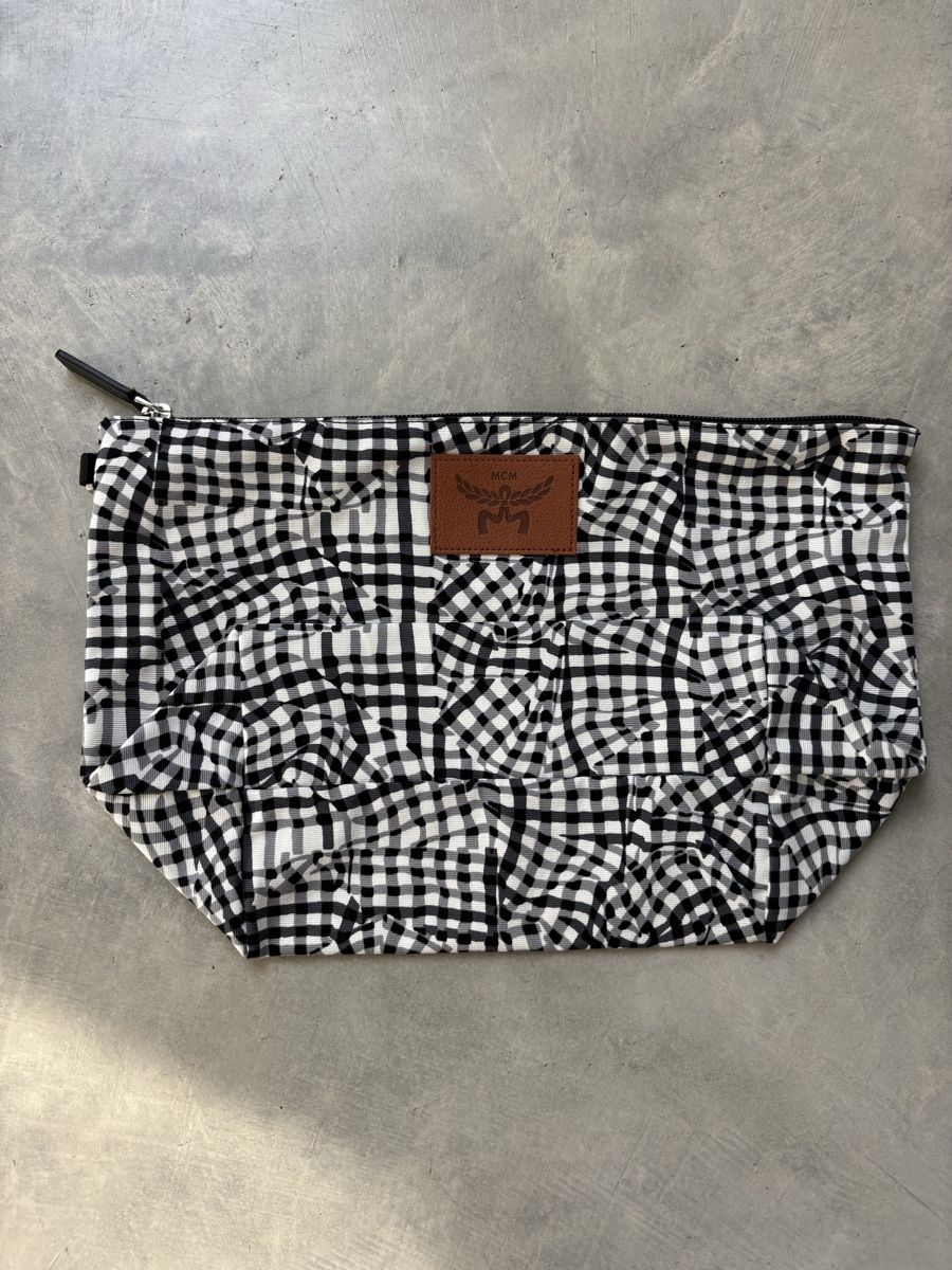 Mcm Kosmetikkoffer: MCM Kosmetiktasche – Neu (gemäss Beschreibung) aus Steinmaur von aly_mhs6