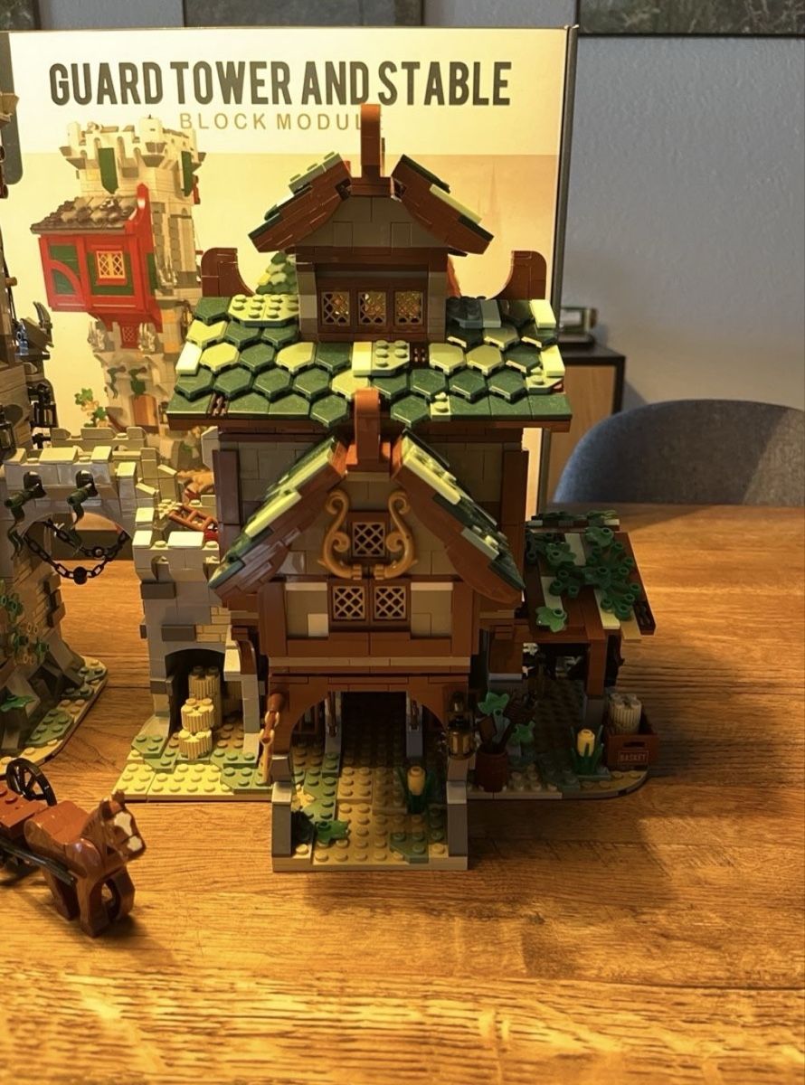 Kit di costruzioni: Mork Wachturm und Stall – Usato da Oberdiessbach venduto da keiser13 2