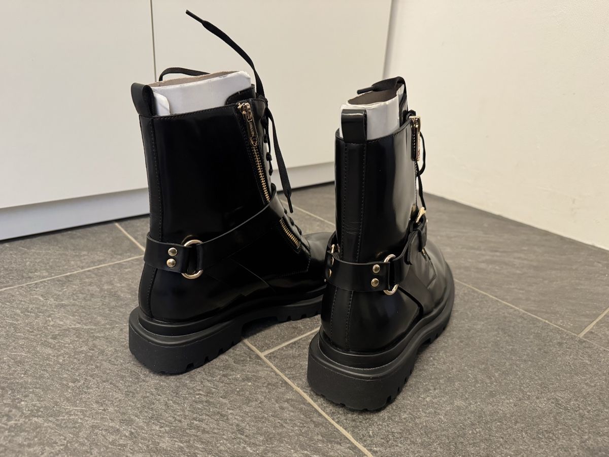 Marc Cain Scarpe da donna: Stiefelette vom Marc Cain, Grösse 40, neu – Nuovo e nell'imballaggio originale da Uster venduto da buani 2