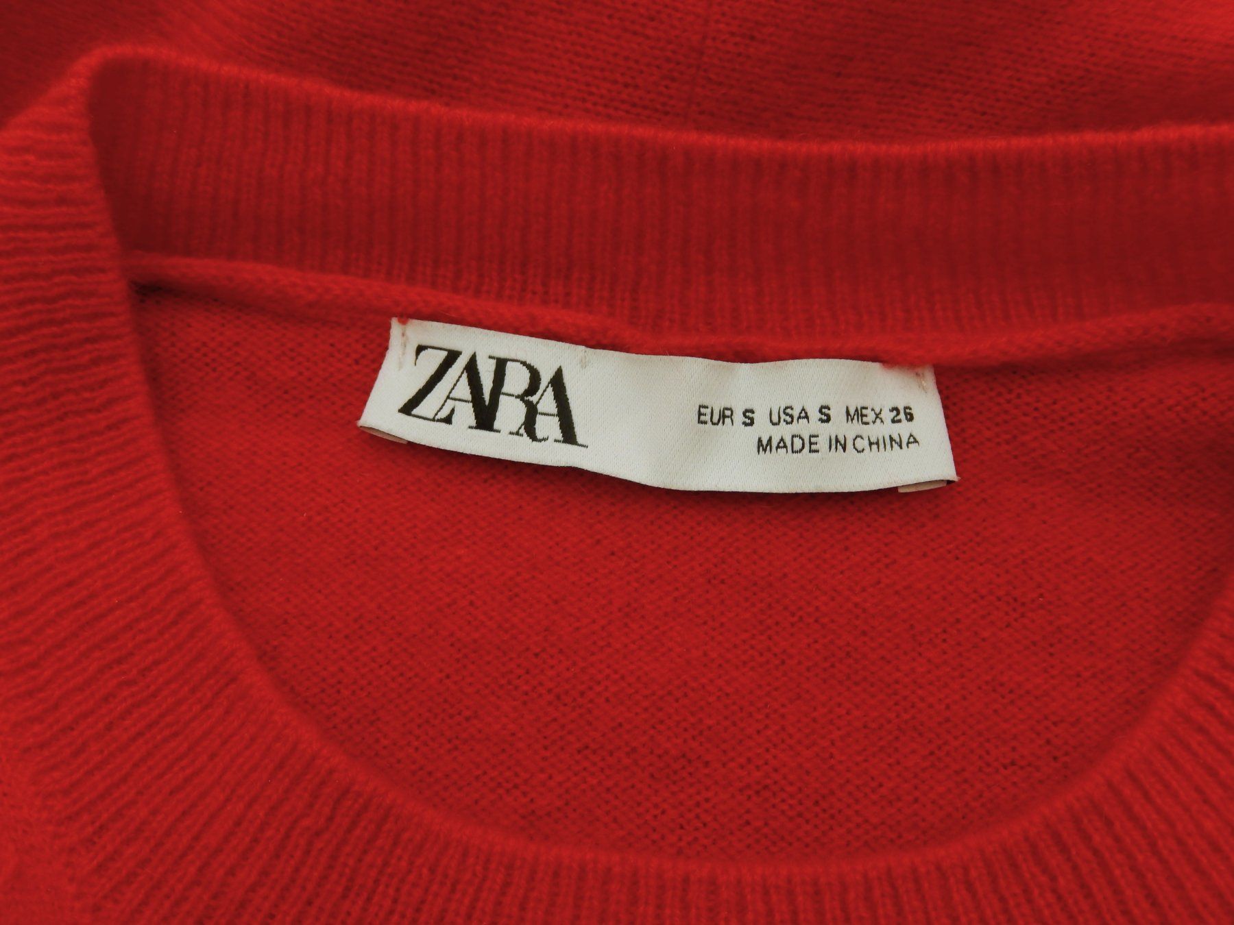 Zara Maglioni & Felpe: ZARA Pullunder mit Schal, 100% Kaschmir, Gr. S – Usato da Tuggen venduto da vivira 7