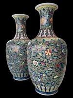 Paire de vases décoratifs chinois identiques 65 cm