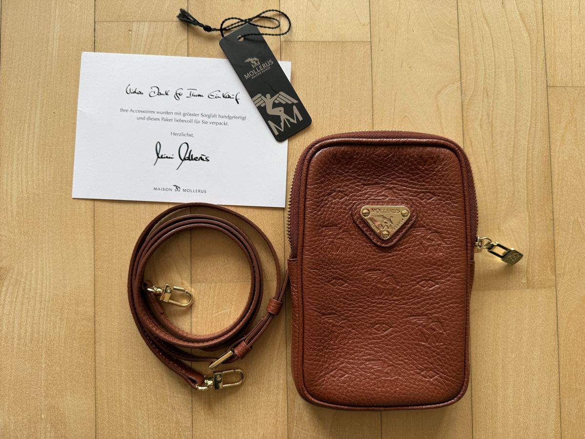Maison Mollerus Borse da donna: Maison Mollerus - Wildhorn Handytasche - Tasche – Usato da Uster venduto da Schangnau87 9
