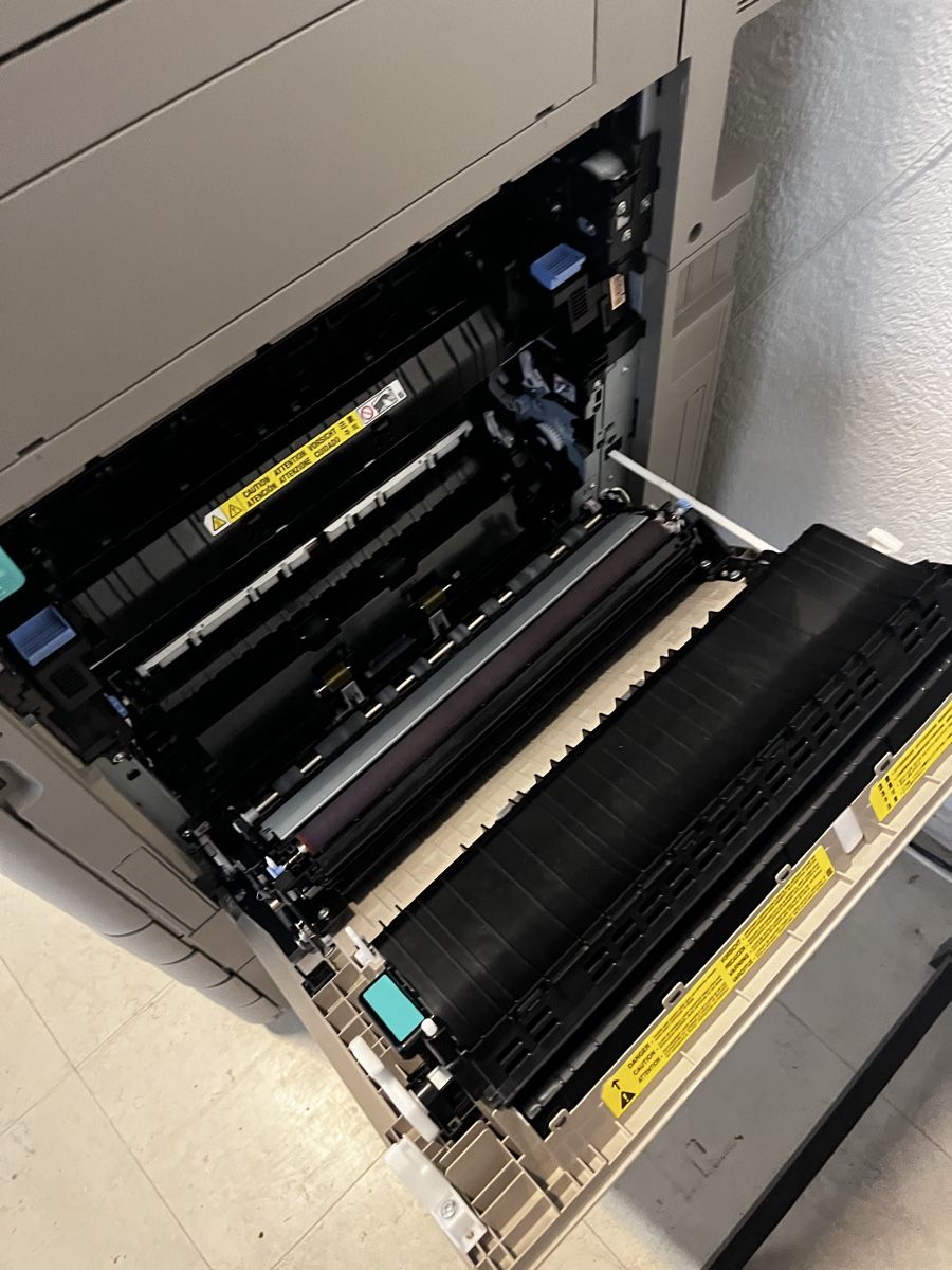 Canon Stampanti: Canon Image Runner C2220i Drucker – Usato da Basel venduto da tiarco 3