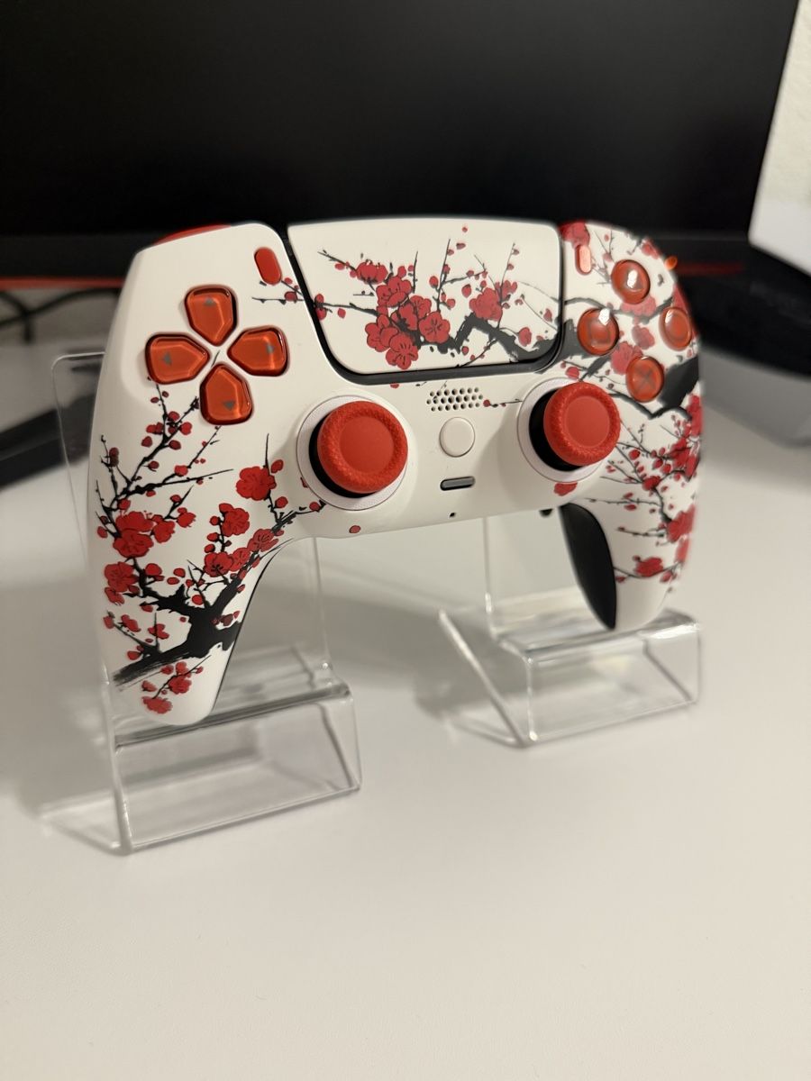 Sony Controller: PS5 DualSense Controller – Custom Sakura Edition 🌸 – Usato da Buchs ZH venduto da san_ku 2