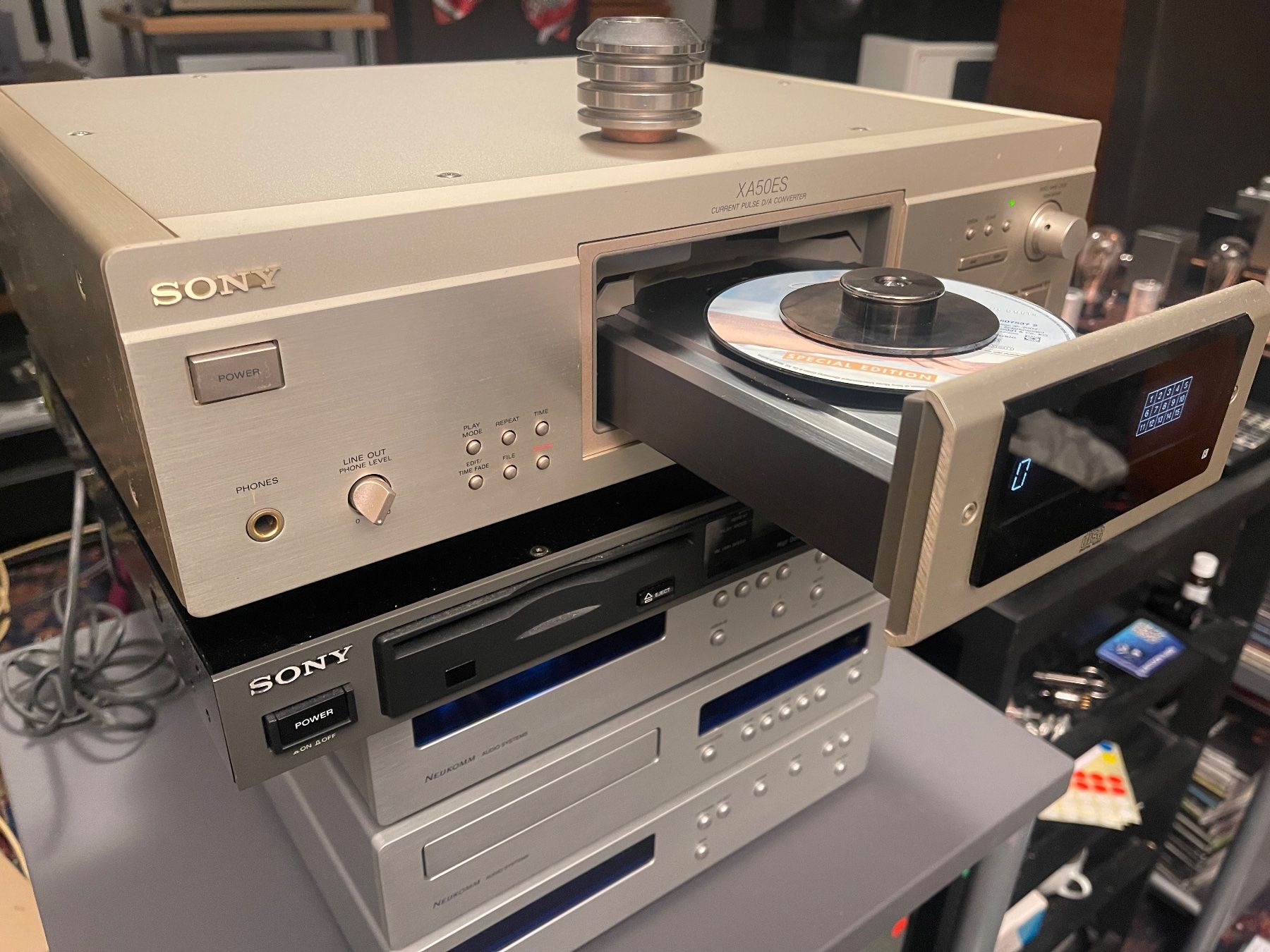 Sony Multimediaplayer & Streamer: SONY CD-PLAYER XA50ES CHAMPAGNER - TOP – Gebraucht aus Wald ZH von  3