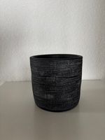 Pot de fleur décoratif gris , style moderne et chic!