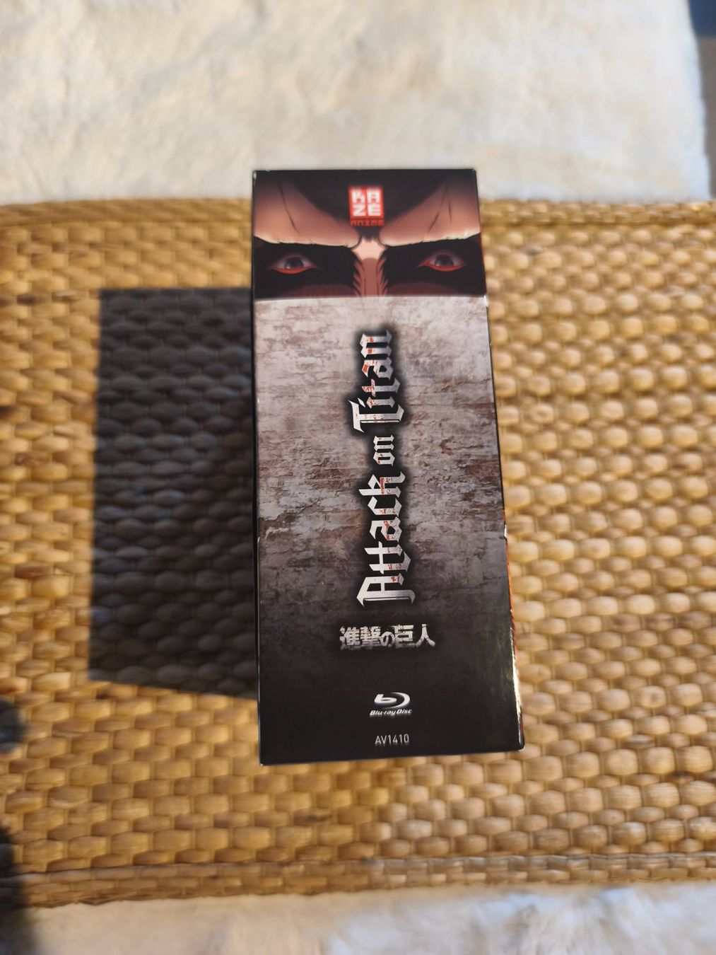 Tutti i DVDs: Attack on Titan - Staffel 1 - Blu-ray - Sammelschuber – Usato da Huttwil venduto da MrsCreed 1