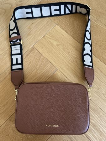 Coccinelle Umhaengetasche NEU