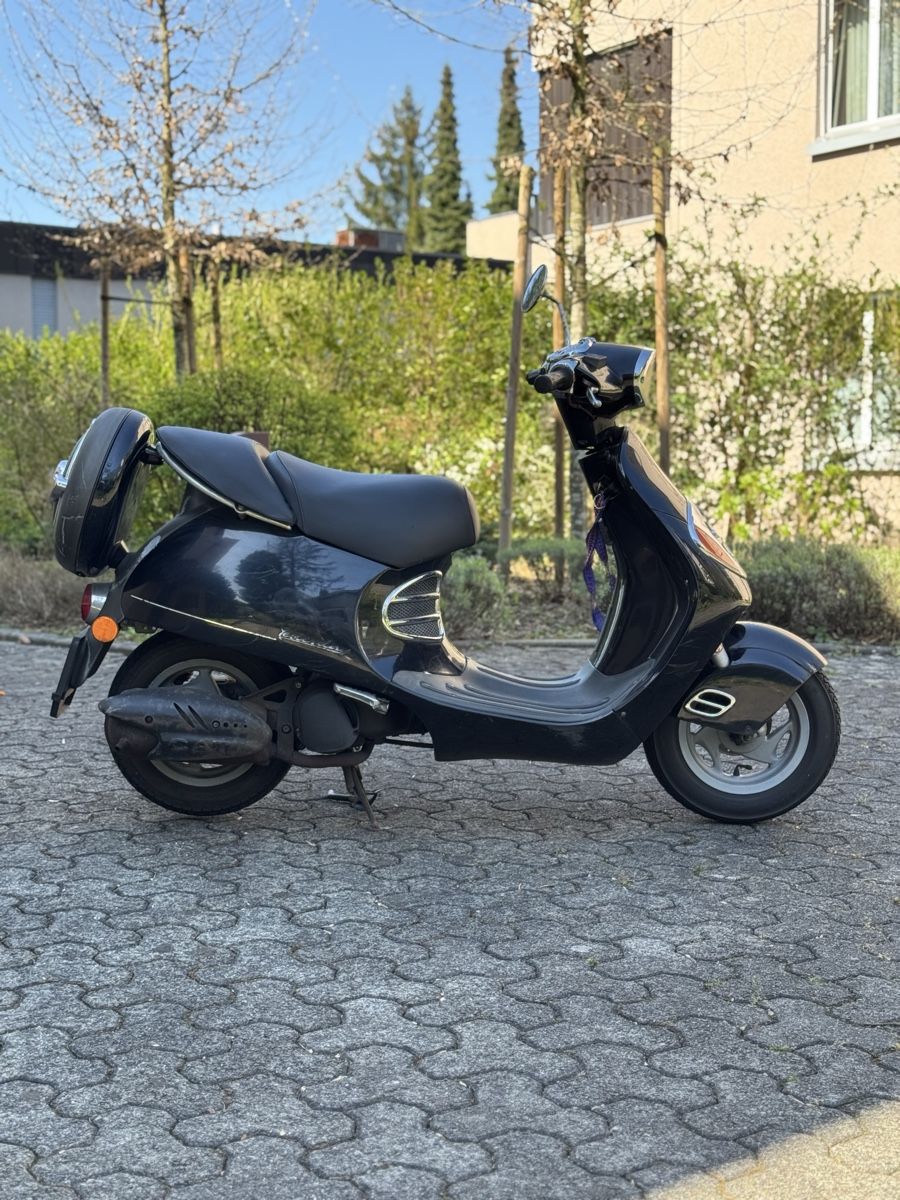 Roller Malaguti Yesterday (Usato) a Luzern per CHF 51 – solo