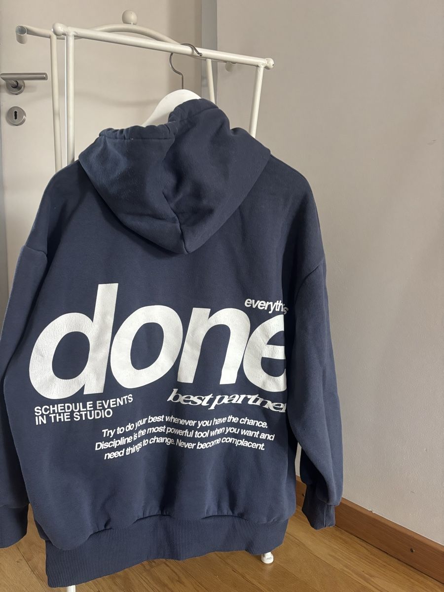 Pull&Bear Maglioni & Felpe: Pull&Bear oversized hoodie in blau mit Backprint – Usato da Basel venduto da AnninaD97 4
