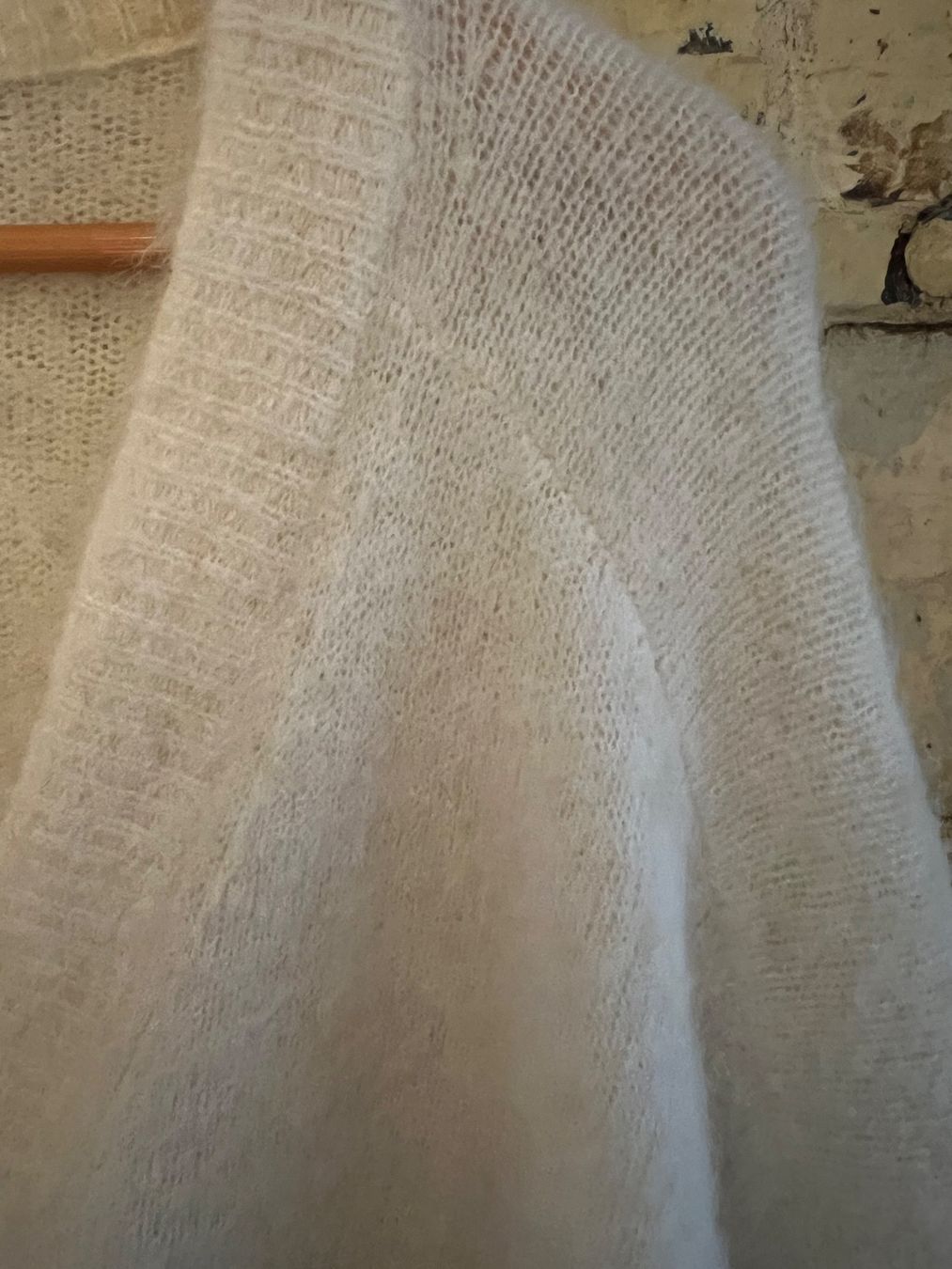 Pulls & Sweat-shirts: American Vintage Cardigan – Neuf avec emballage d'origine à Erlenbach ZH par Sinichi 6
