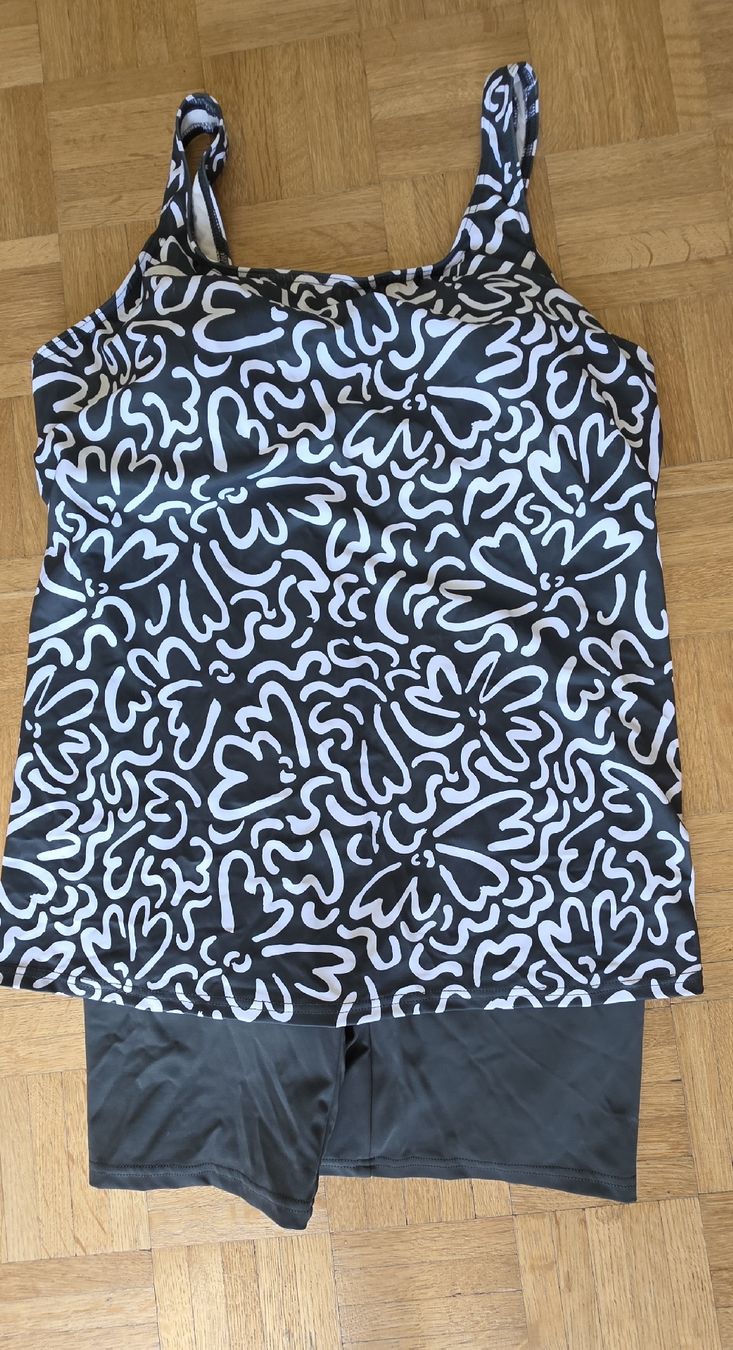 Costumi da bagno & Bikini: Maillot de bain  1 pièce /tankini kaki XL – Usato da Yverdon-les-Bains venduto da van_dq65 1
