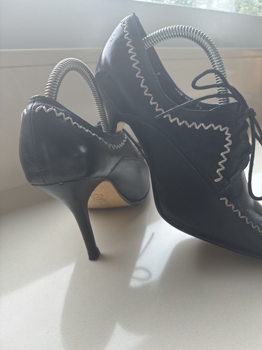 Damenschuhe: Design Schuhe – Gebraucht aus Adligenswil von goverla11 7