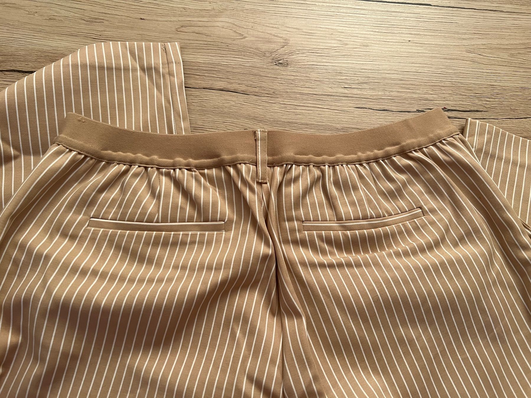 Pantalons: Pantalon Damart – Neuf avec emballage d'origine à La Chaux-de-Fonds par GabrielaKlein 4
