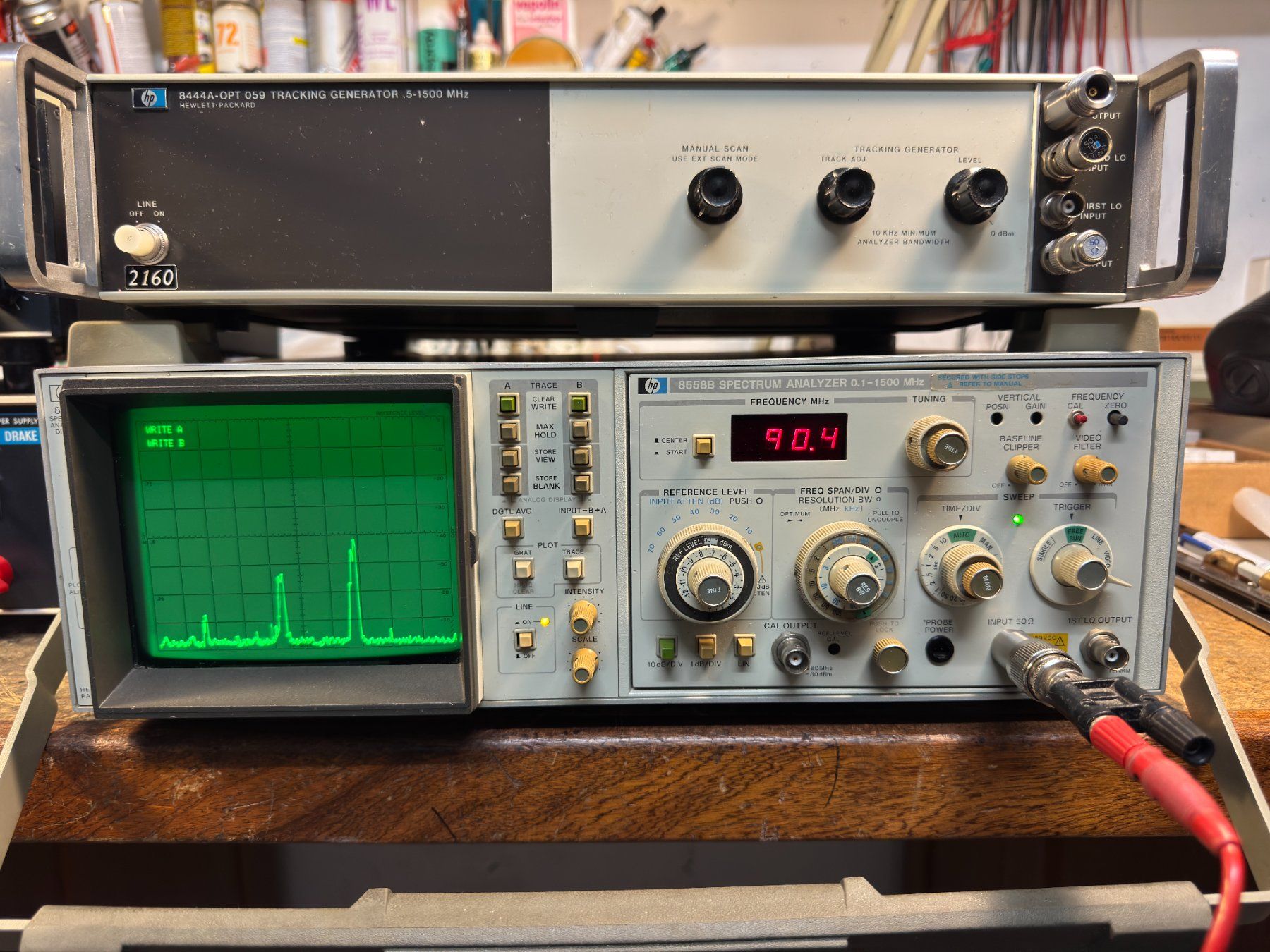 Hewlett Packard Misurare: Spektrum Analyzer HP 8558B mit Tracking Generator HP 8444 – Usato da Ins venduto da funkflieger 1