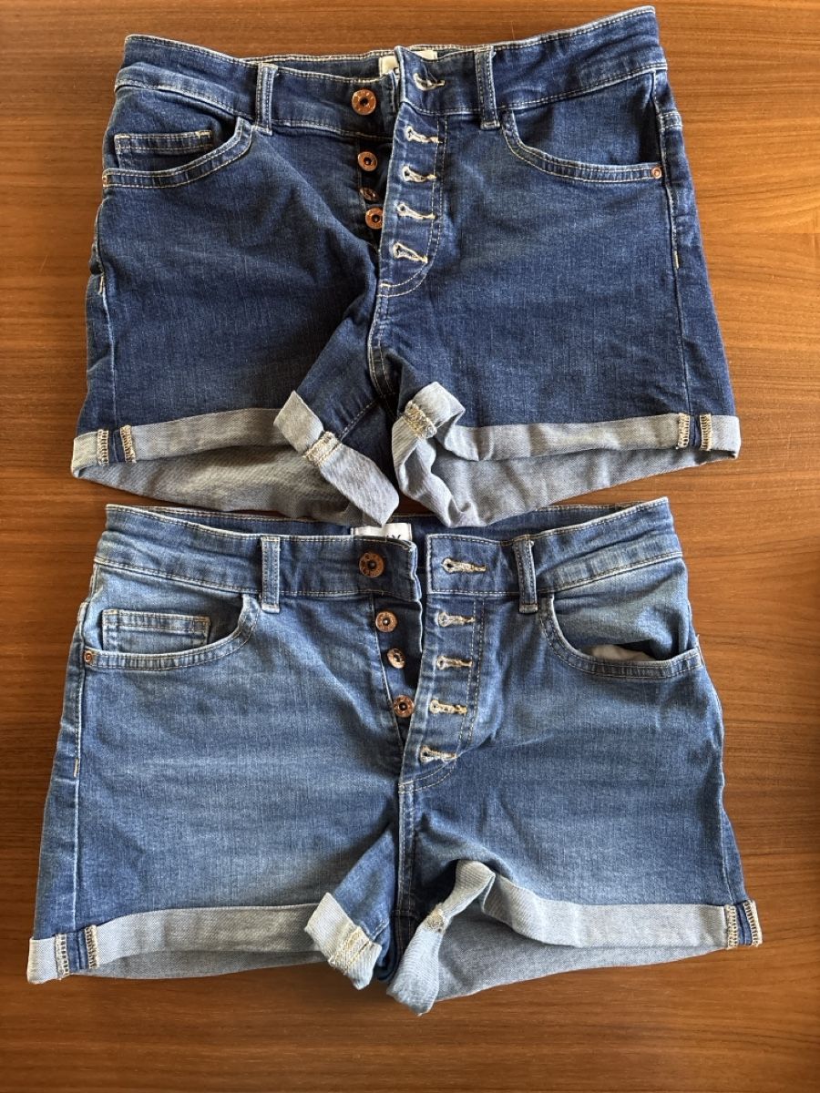 Only Jeans: 2 Jeans Shorts Grösse S – Usato da Unterentfelden venduto da Lavach