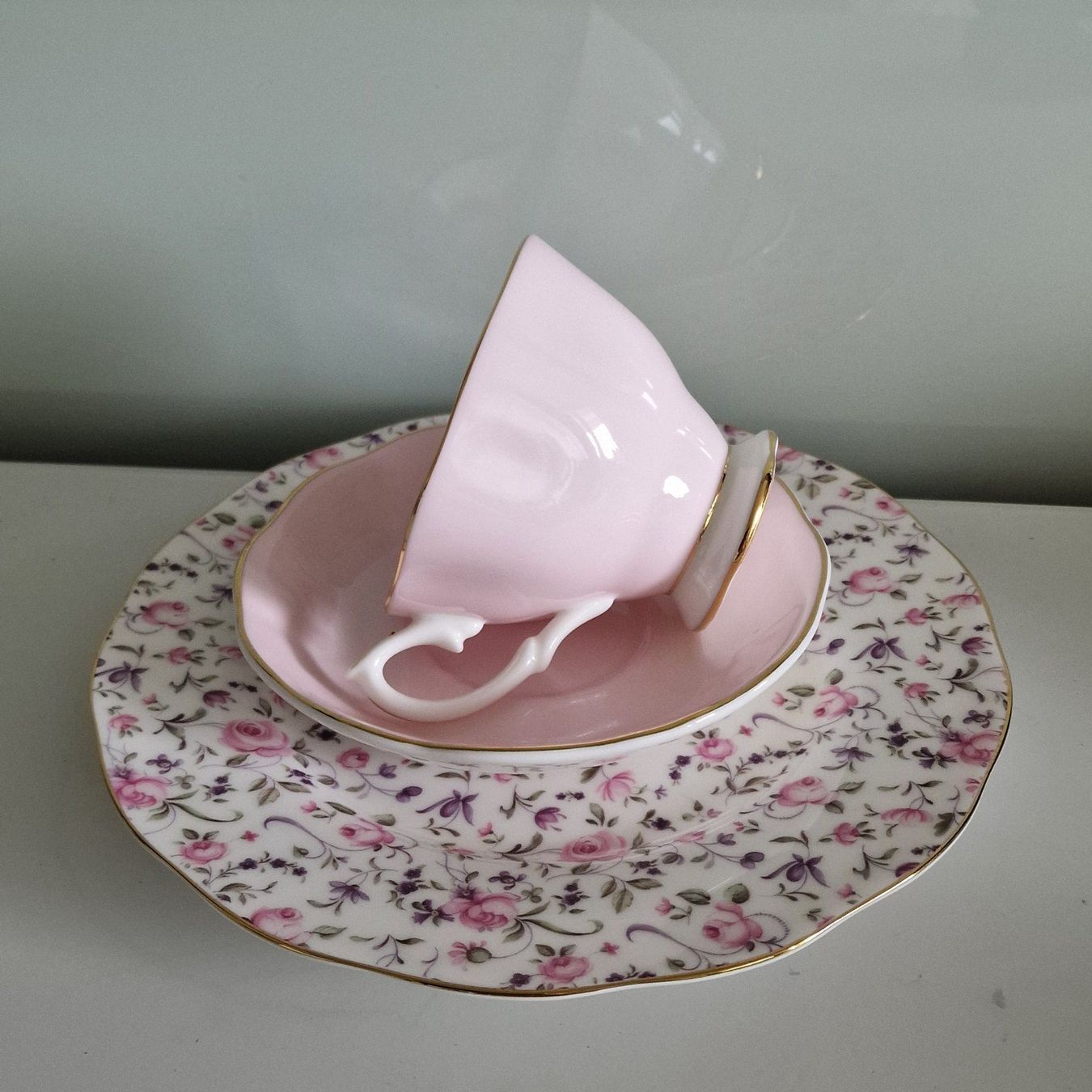 Royal Albert Tazze: Royal Albert Tee-/Kaffeetasse, rosa mit Blumenmuster und Unt – Usato da Birr venduto da sen_sy55 3