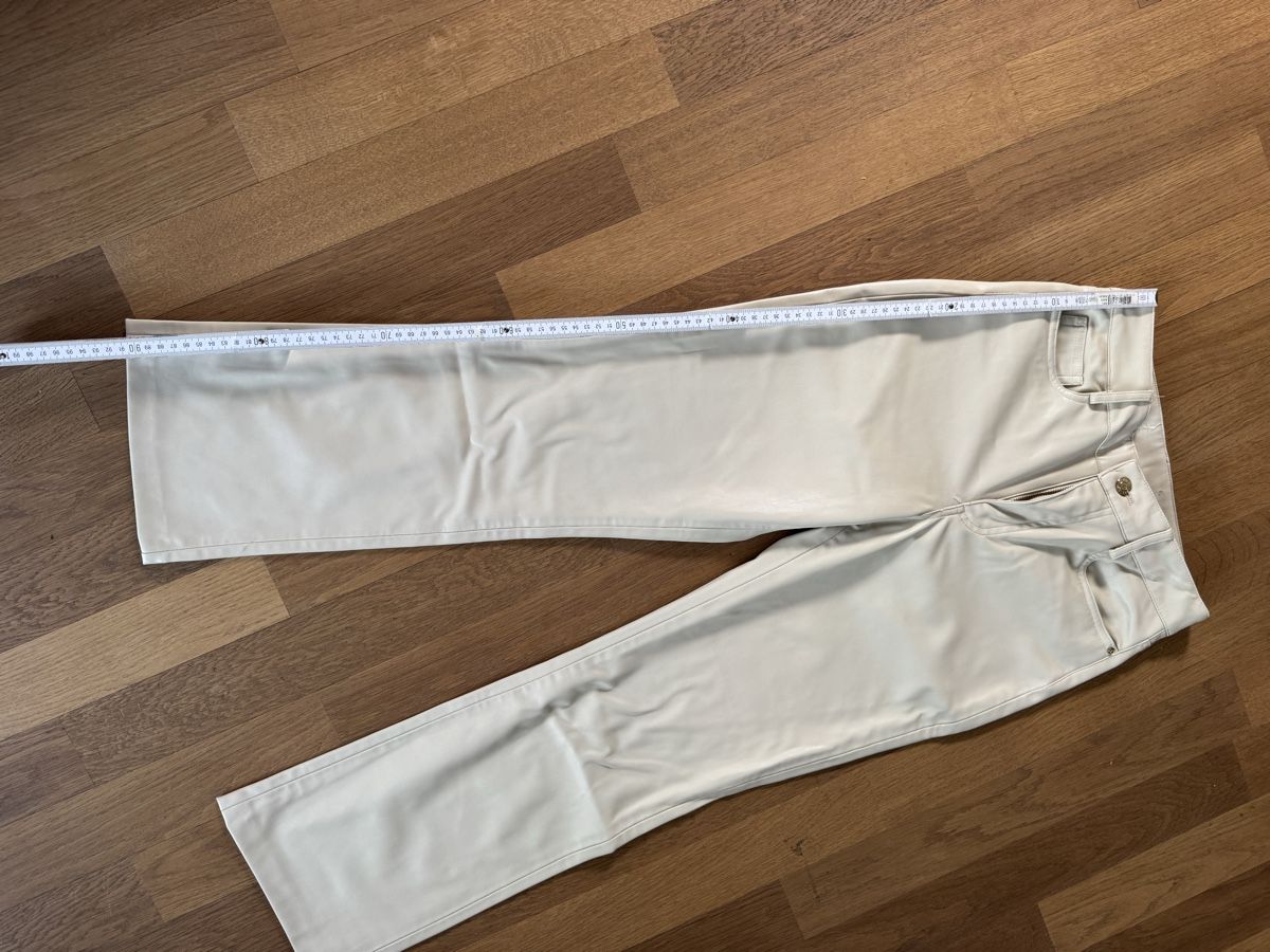 Pantaloni: Kunstlederhose – Usato da Rotkreuz venduto da Mini_mela33 3