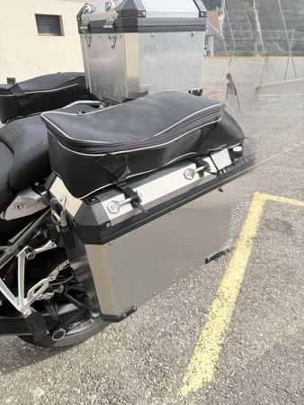 Sacs pour valises latérales moto – Très bon état