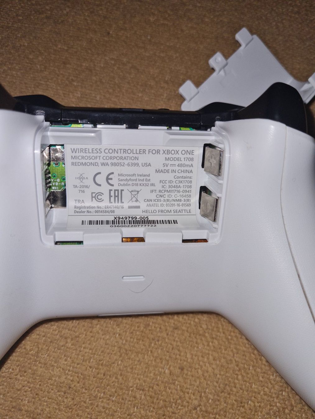 Console: Xbox One - Konsole mit Controller - Top Zustand! – Usato da Münsingen venduto da Cuci31 5