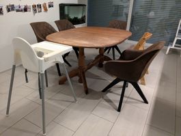 Massiver Esstisch ausziehbar 160–205 × 110 cm