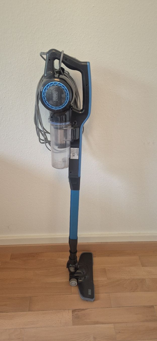 Aspirateurs & Accessoires: Staubsauger BLACK+DECKER BXVMS600E – D'occasion à Bern par DoppuPajass 1