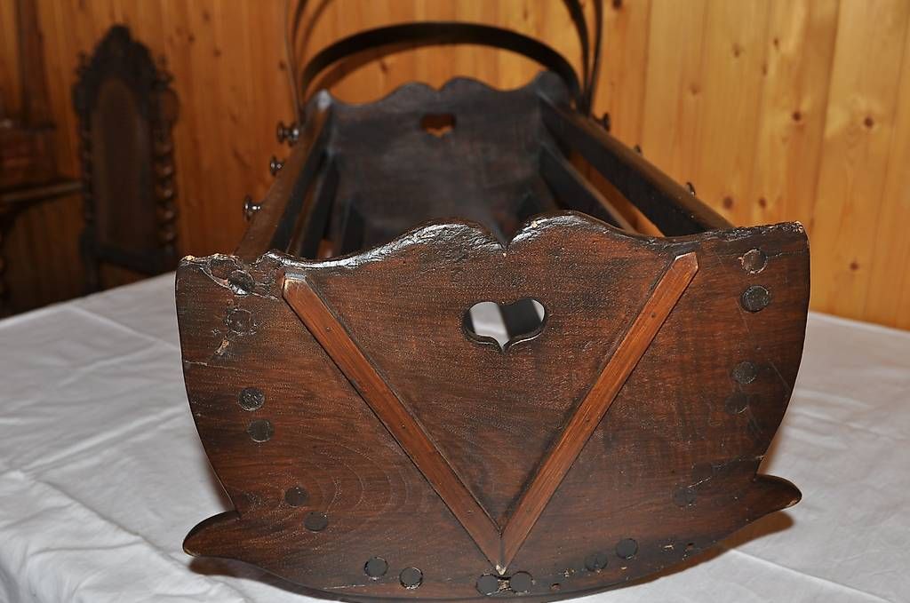 Letti: Antike Kinderwiege aus Holz – Usato da Ermensee venduto da jos_5vg6 1
