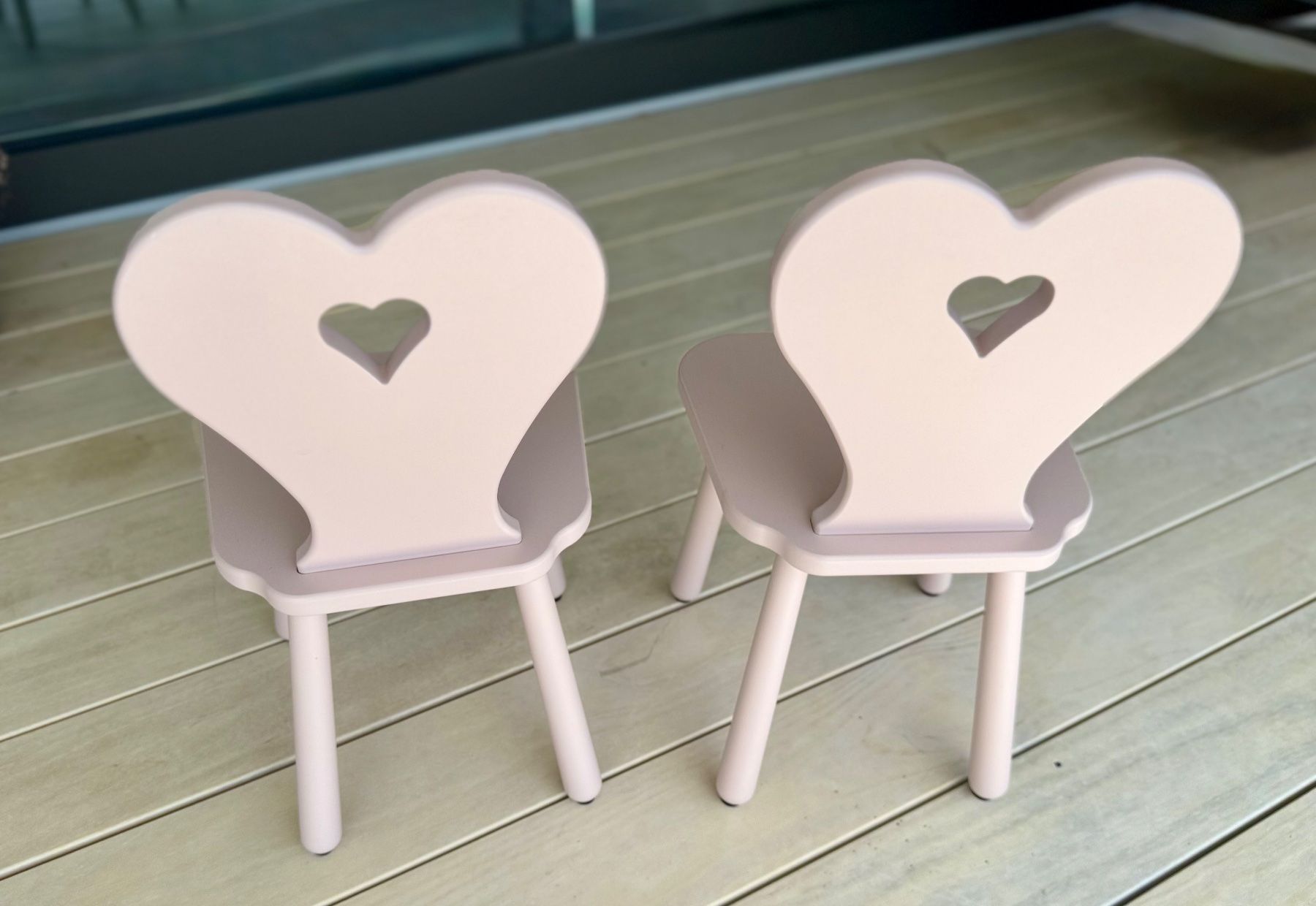 Stühle: Bundle: 2 Holz-Kinderstühle (Rosa) – Gebraucht aus Meilen von tplm