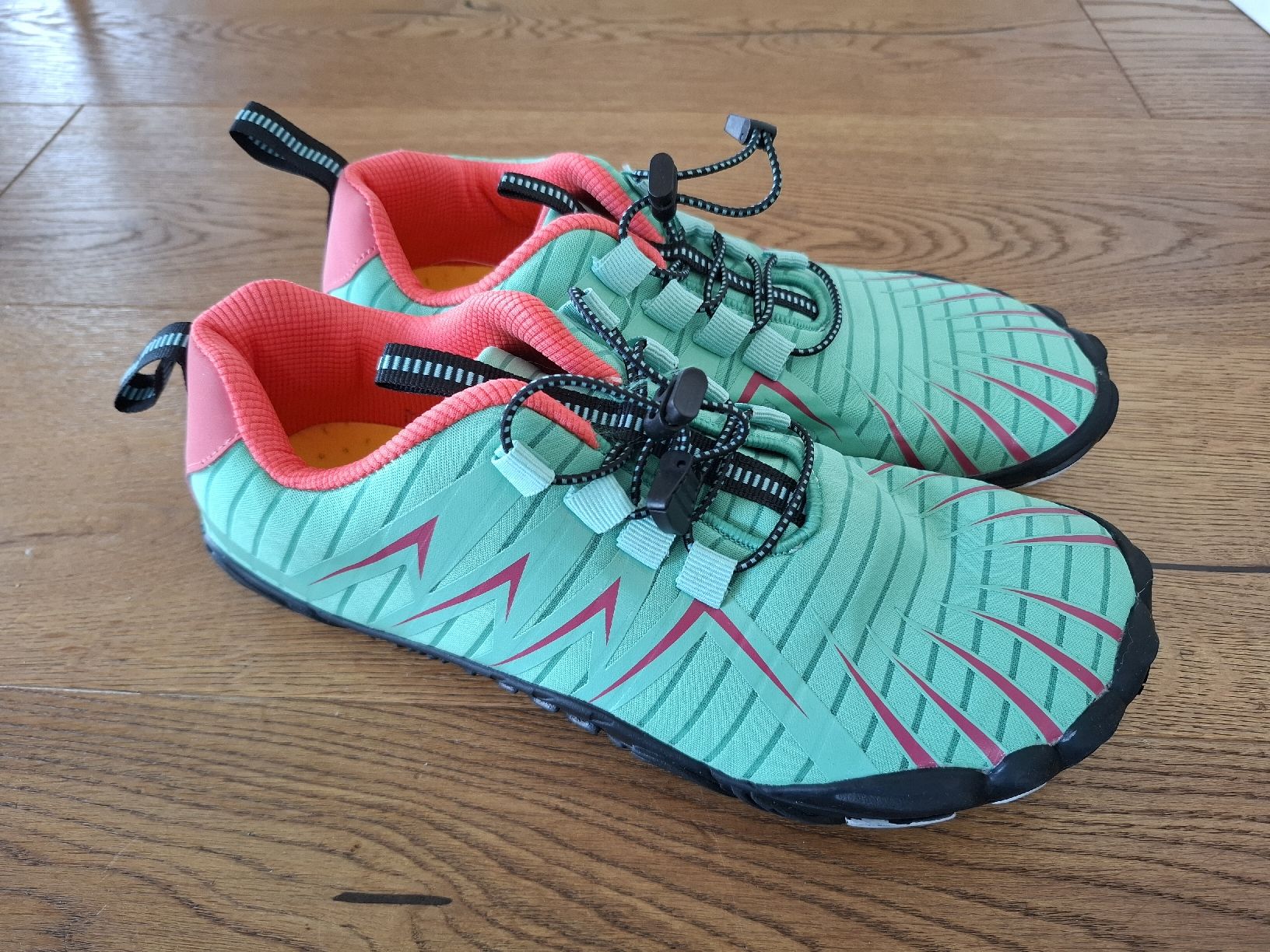 Scarpe da donna: Barfussschuh / Kletterschuh Gr. 42 – Nuovo (secondo la descrizione) da Dürrenäsch venduto da schellenursli86 1