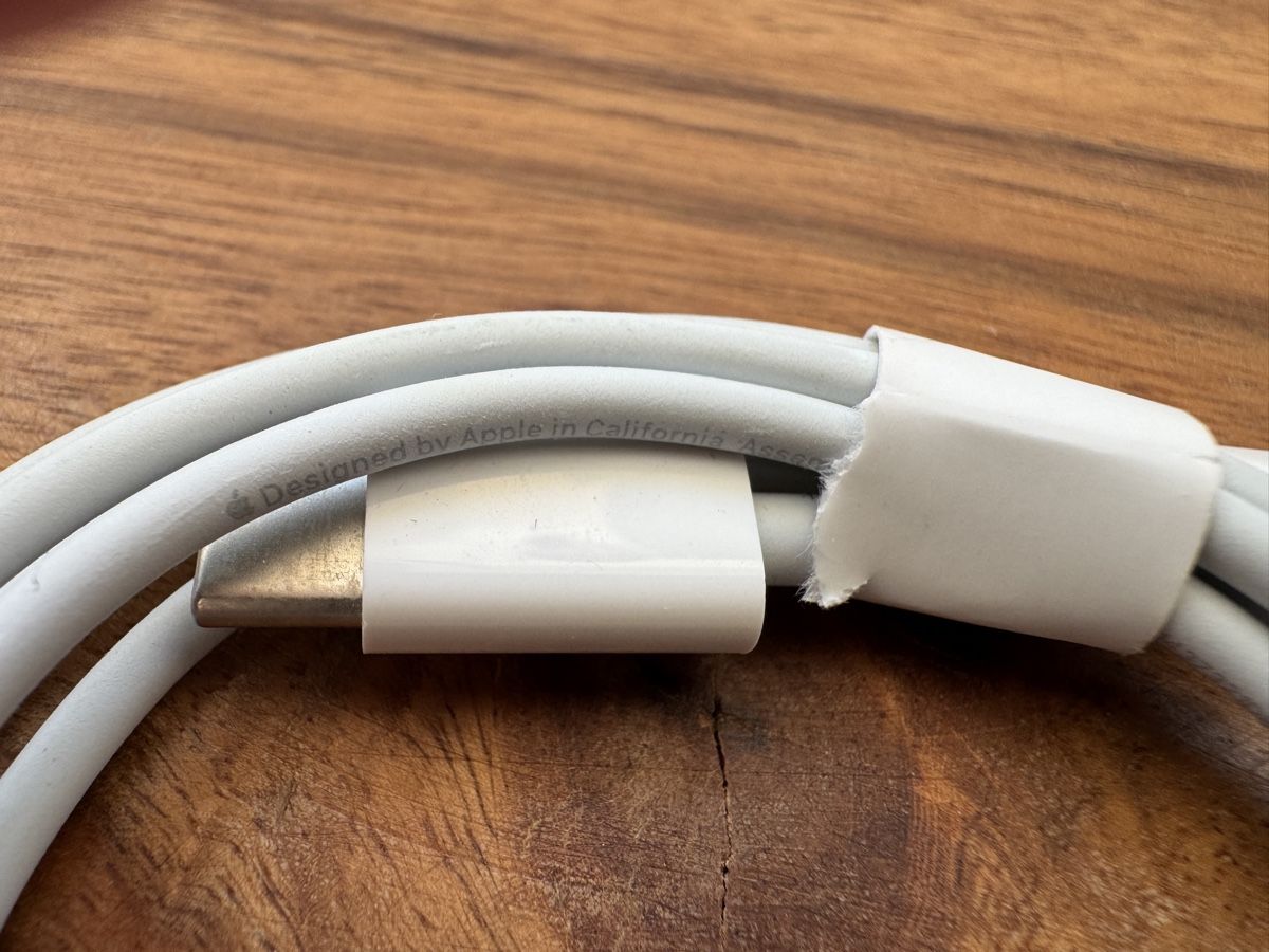 Apple Cavi: ORIGINAL! iPhone/iPod Apple Ladekabel USB C - Lightning – Usato da St. Gallen venduto da hae_6rmh 1