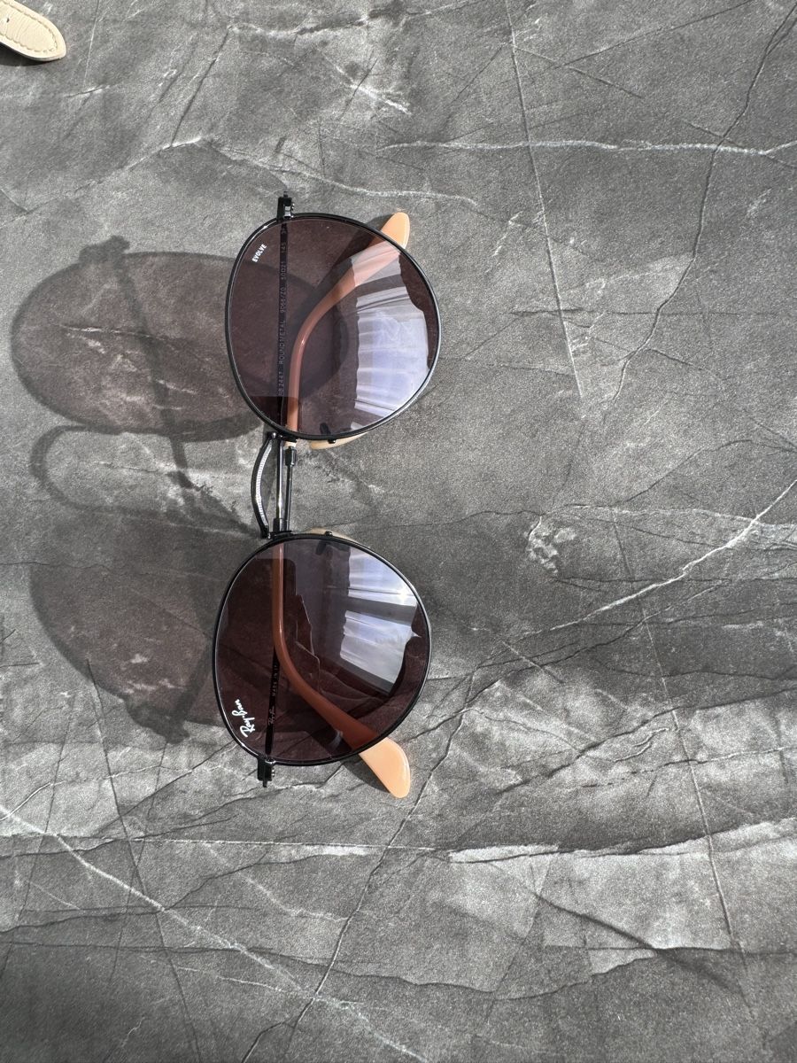 Ray-Ban Occhiali & Lenti: Ray-Ban Sonnenbrille – Usato da Uznach venduto da jasmino12 1
