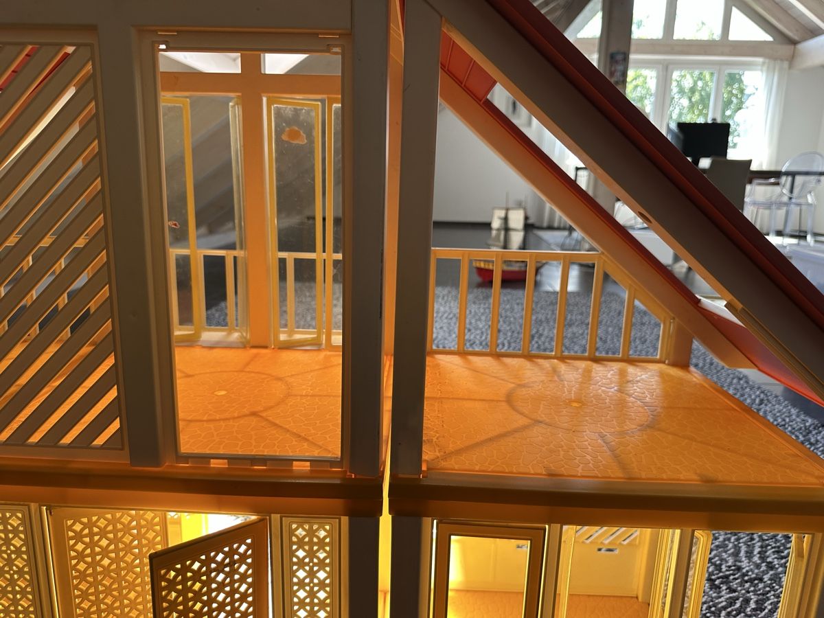Barbie Puppenhäuser & -möbel: Altes Barbie-Haus – Gebraucht aus Münchenbuchsee von Lenga 7