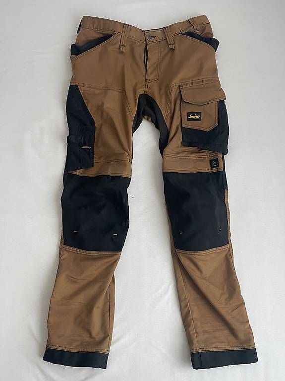 Snickers Pantaloni: Arbeitshose (Snickers) – Usato da Zihlschlacht venduto da Chylmajster