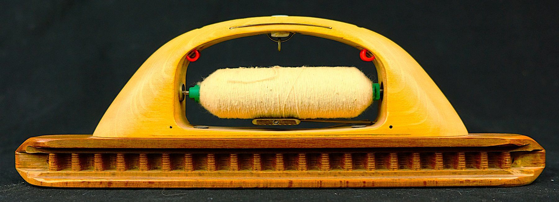 Tutti gli attrezzi: Historische Webschiffchen und Spulen – Usato da Volketswil venduto da brockipfannenstil 5