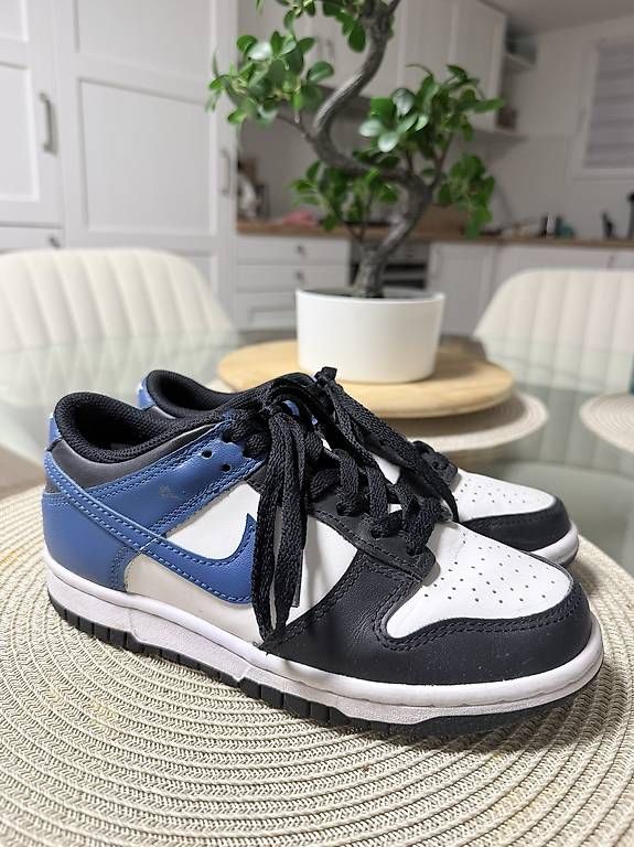 Chaussures hommes: Nike Dunks & Air Jordans – D'occasion à Sennwald par Cloe_M98