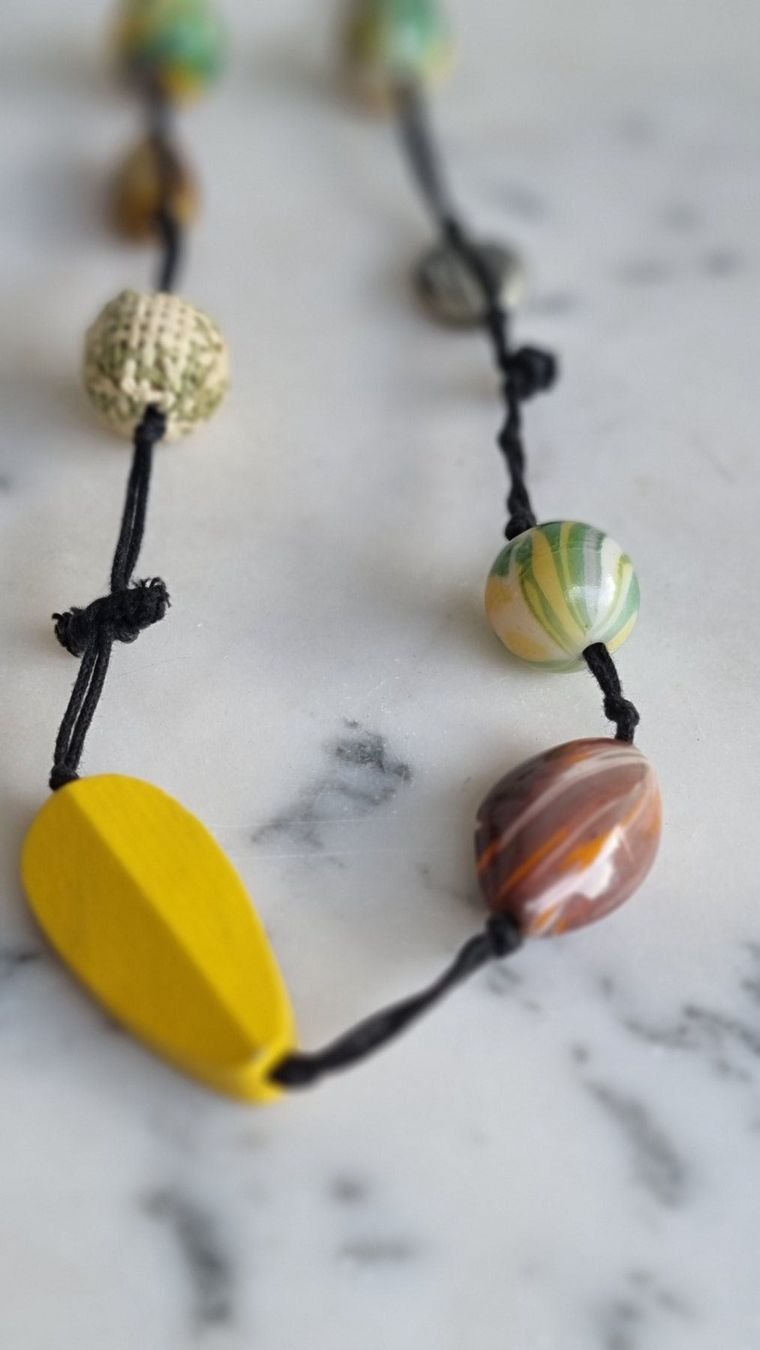 Ketten: Bunte Halskette, Sommerkette, Statementkette, Boho Kette 222 – Gebraucht aus Wald ZH von Martin79