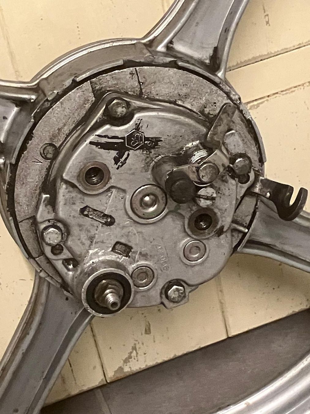Piaggio Parti ricambio per ciclomotori: Piaggio Ciao Hinterrad, Mofa/Töffli – Usato da Regensdorf venduto da 7ws8 3