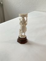Statuette ancienne, sculpté