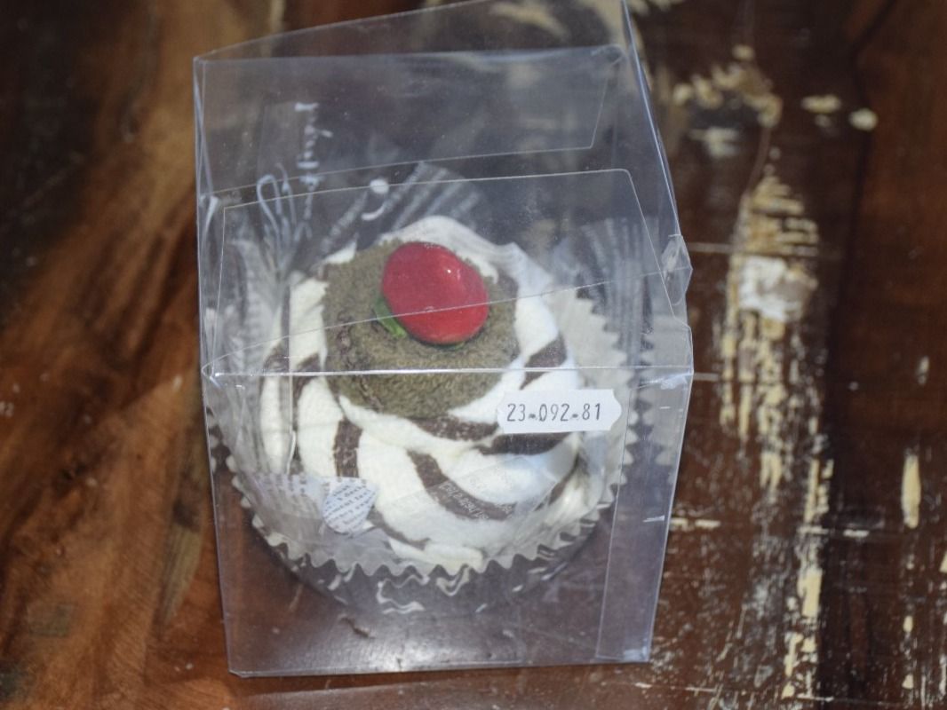 Badetücher: FROTEE HANDTUCH 25 X 25 cm Als Torte – Neu und originalverpackt aus Wetzikon ZH von Wetzicardo25 2