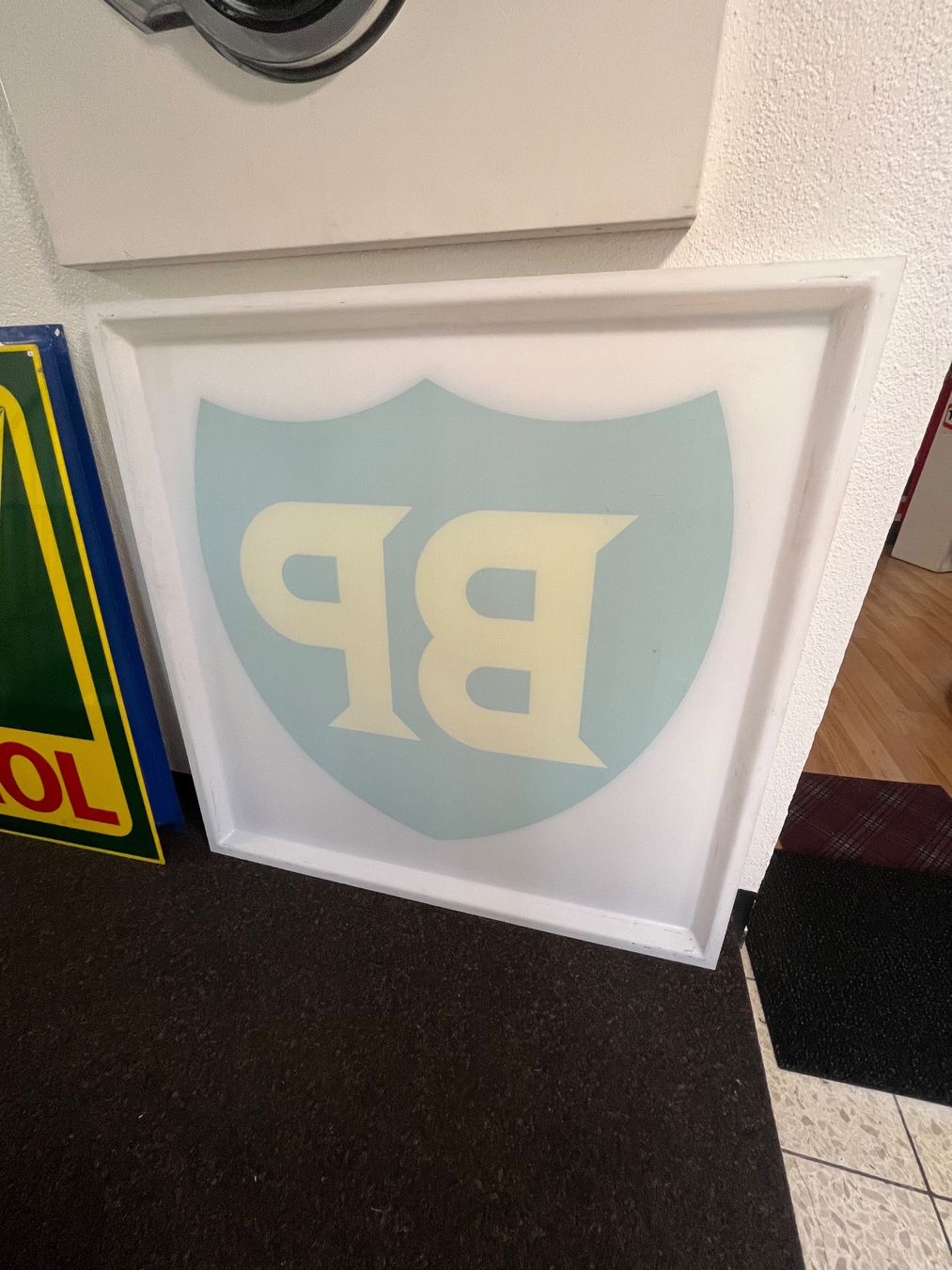 Insegne: BP - Leuchtreklame-Schild – Usato da Erlinsbach venduto da Stu-ff 6