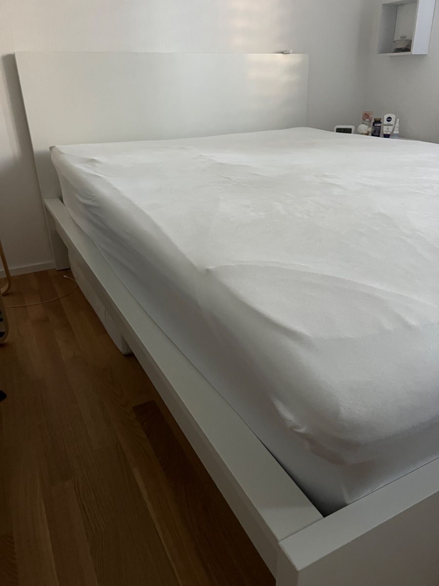 Ikea Betten: Malm IKEA Bett 140cm – Neu (gemäss Beschreibung) aus Bern von Steini_10