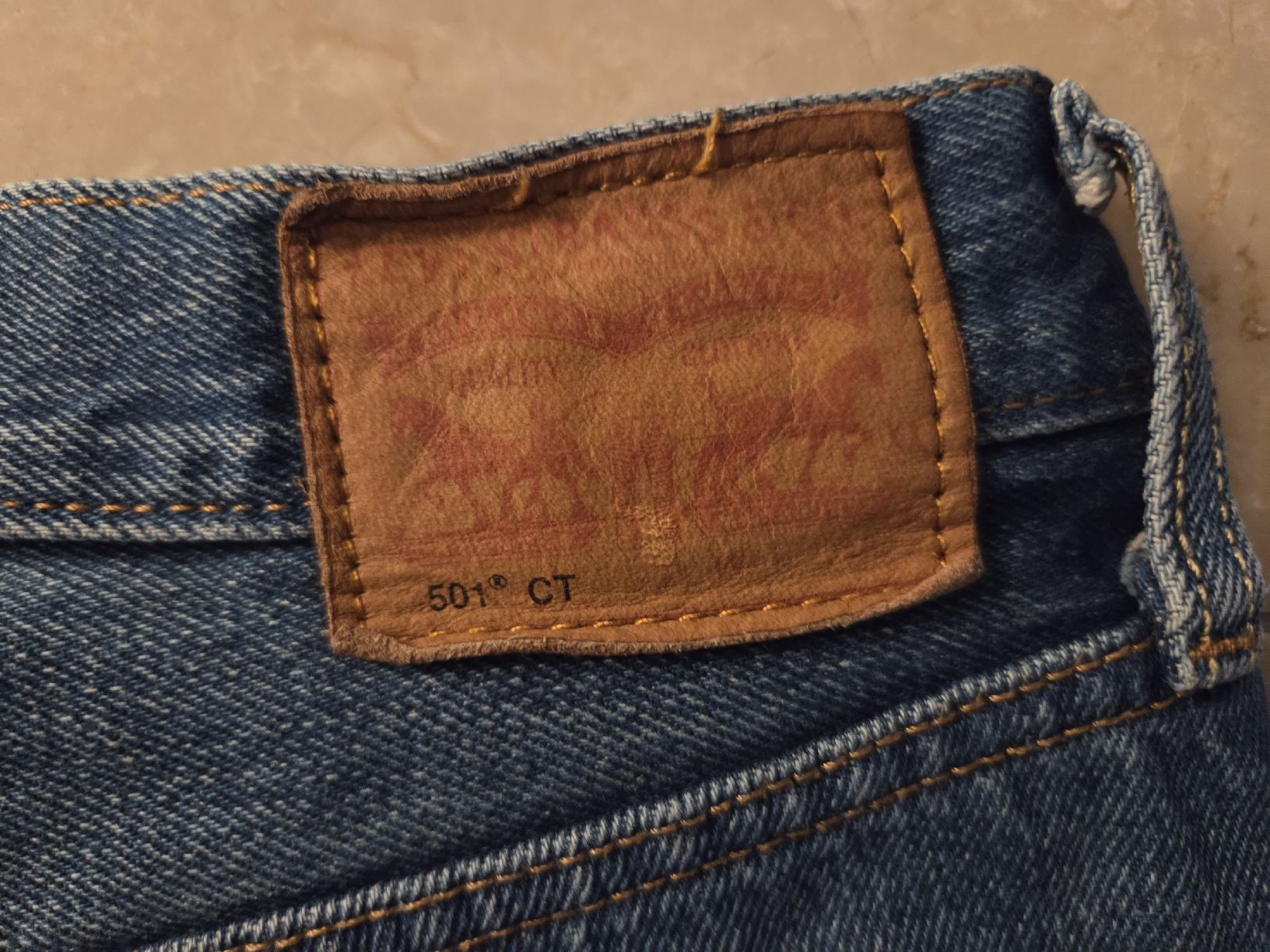Levi's Jeans: Levi's Jeans 501 – Usato da Reinach AG venduto da zazalino 3