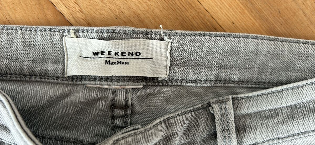 Max Mara Jeans: Max Mara Jeans, hellgrau, Grösse 40 – Gebraucht aus St. Urban von uschi73 2