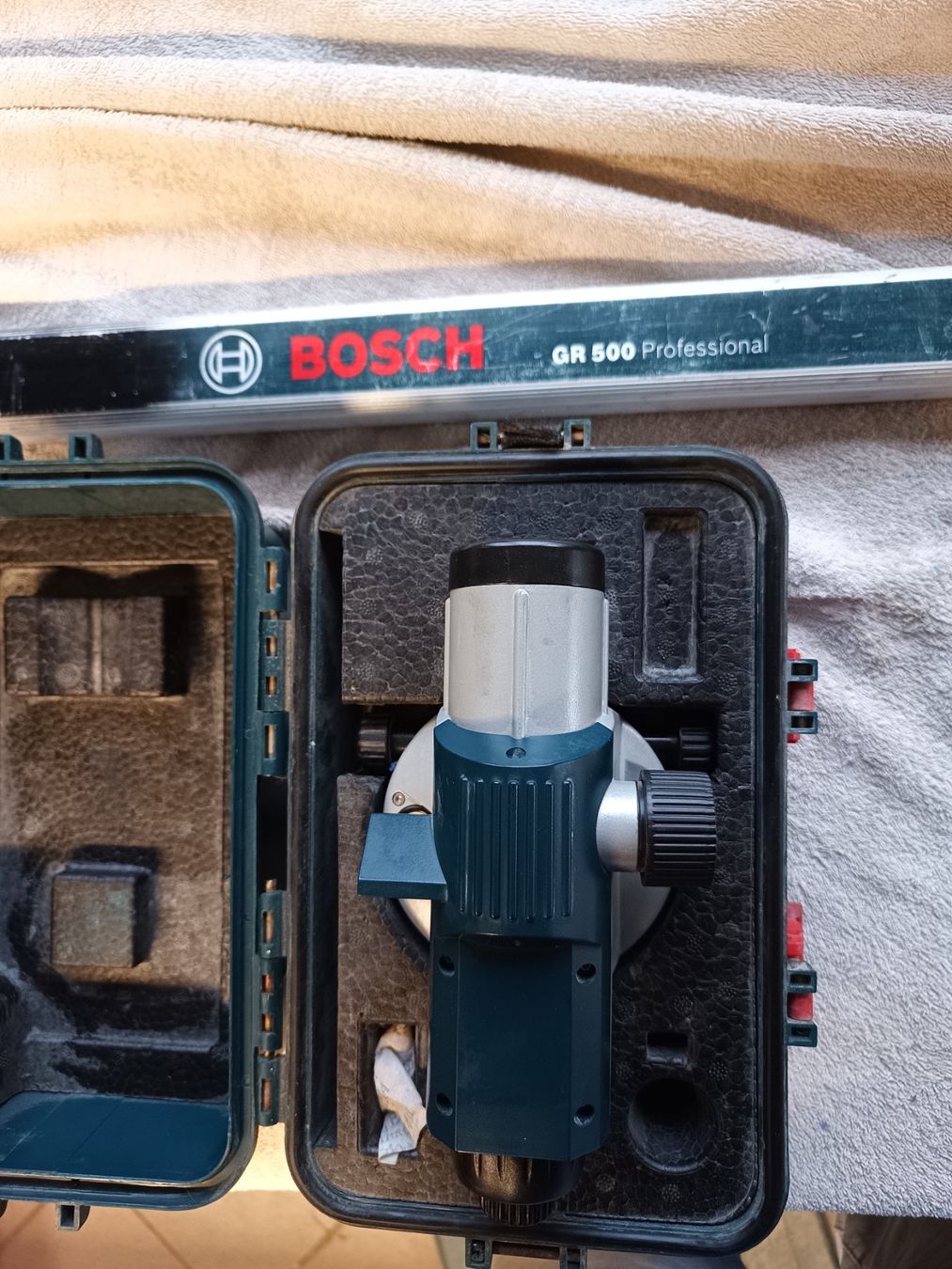 Bosch Misurare: Bosch Laser GOL 26 G / Nivellierstab – Usato da Oberegg venduto da 19franzi94