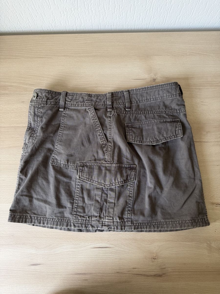 Bershka Jupes: BERSHKA MINI CARGO SKIRT – Neuf (Voir description) à Genève par yav_9r9f 3