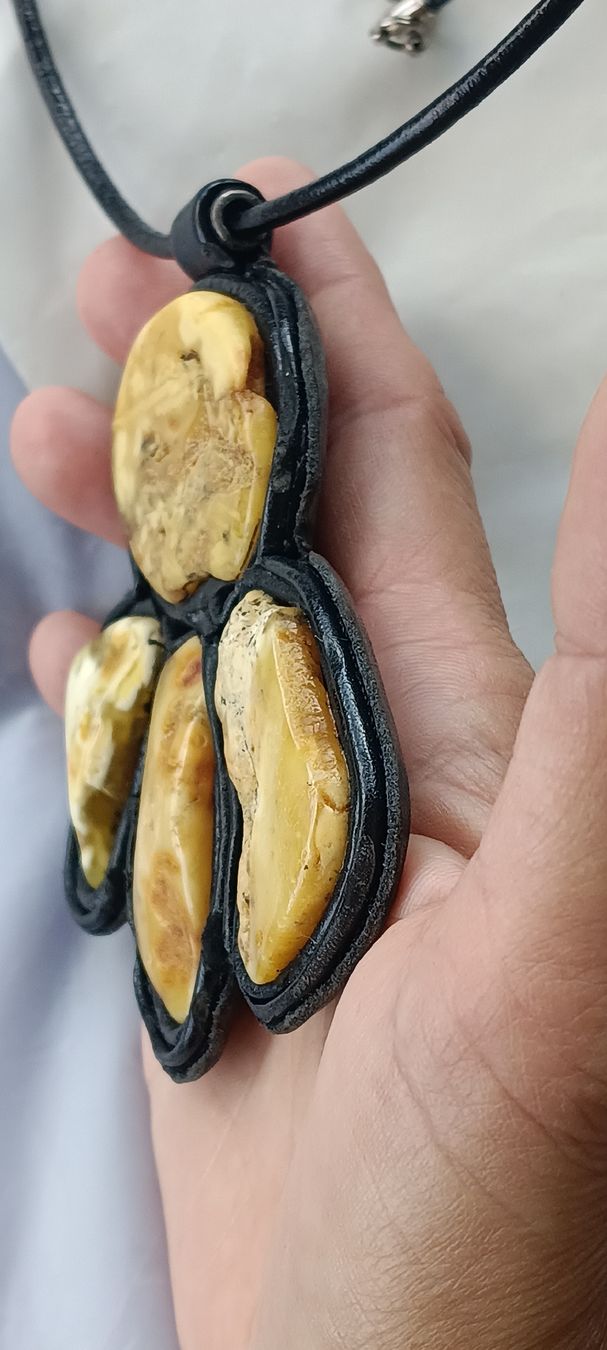 Catenine: Amber Necklace, Leather Black – Nuovo e nell'imballaggio originale da Zürich venduto da cat_9cvz 2
