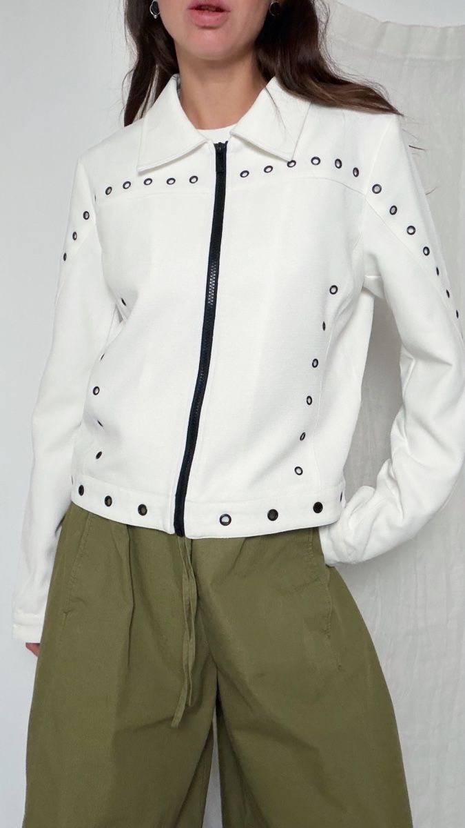 Jacken: Y2K white boxy jacket – Gebraucht aus Knonau von Grapesvintage