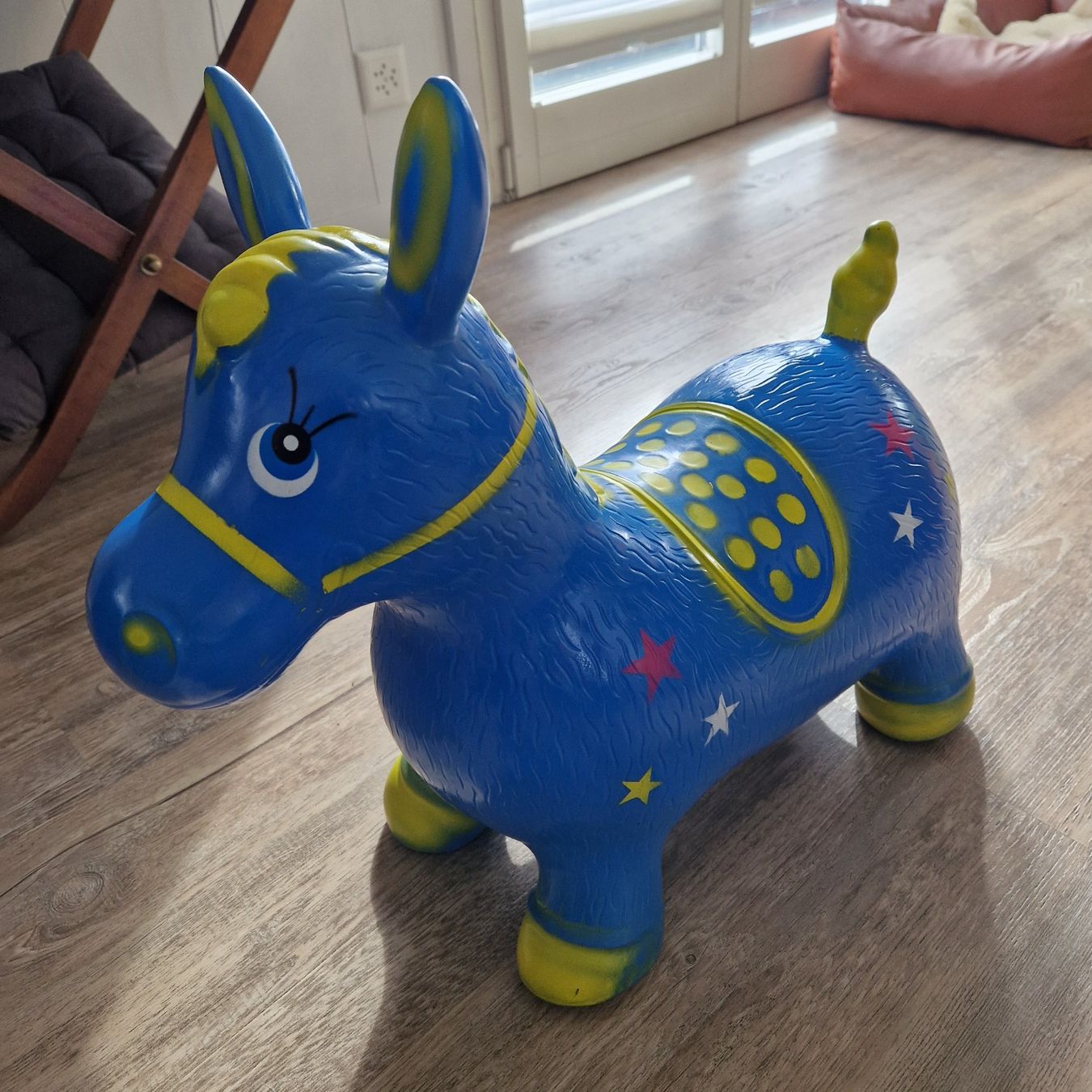 Spielzeuge: Hüfppferd Pony – Gebraucht aus Gränichen von sunchi07 1