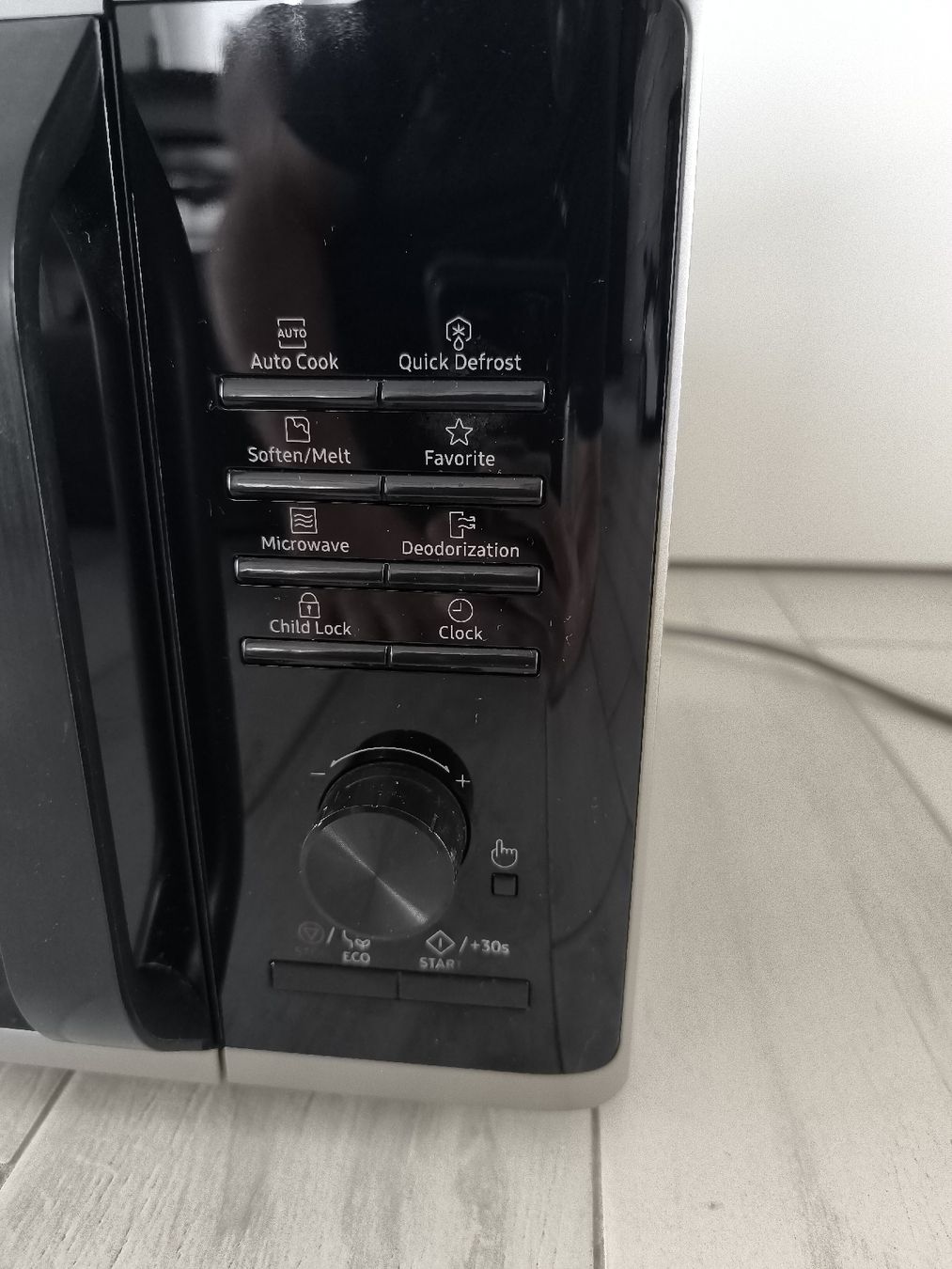 Elettrodomestici da cucina: Samsung Mikrowelle mit Grillfunktion Schwarz gebraucht – Usato da Uetendorf venduto da michastauffer 1